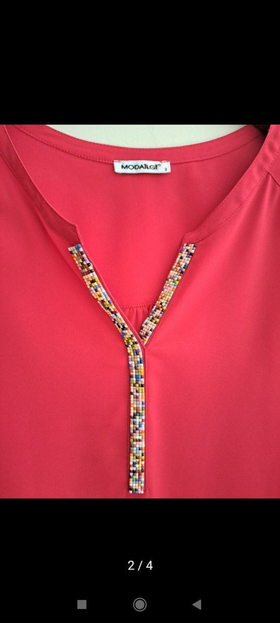 Boncuk İşlemeli Kadın Kırmızı V Yaka Bluz - Görsel 2