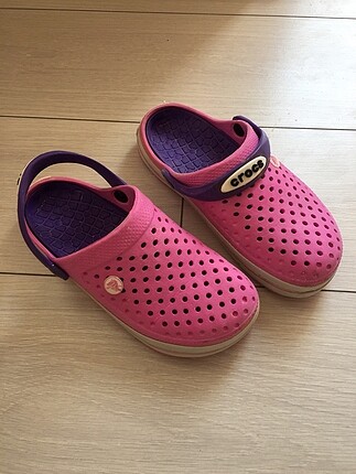 Crocs terlik