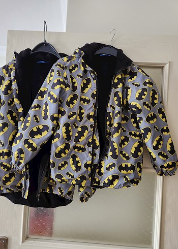 7 Yaş Beden Gri Batman Desenli Erkek Çocuk Düğmeli Mont 7.8 YAŞ