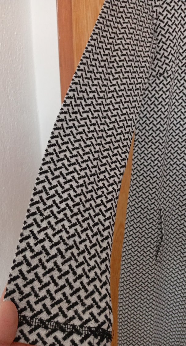 Gri Uzun Kollu Yüksek Yakalı Triko Elbise - Görsel 3