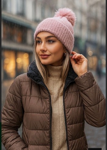 Pembe Ponponlu Örgü Kadın Bere - Görsel 4