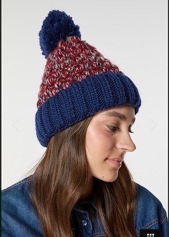 Renkli Ponponlu Örgü Kadın Bere - Görsel 2