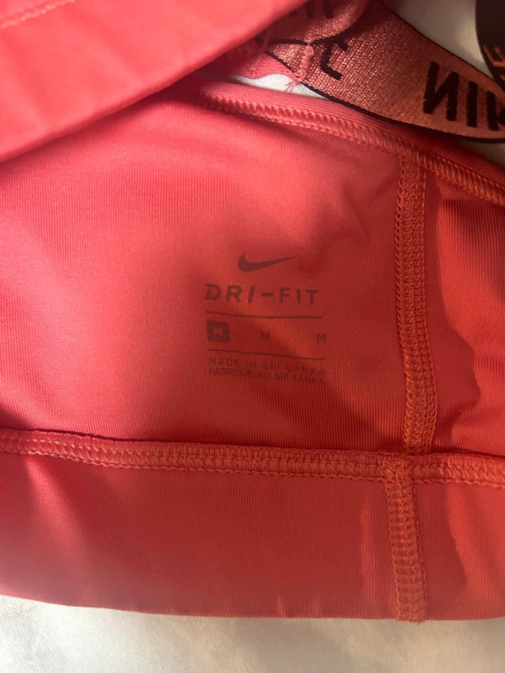 Nike Baskılı Pembe Spor Sütyeni - Görsel 3