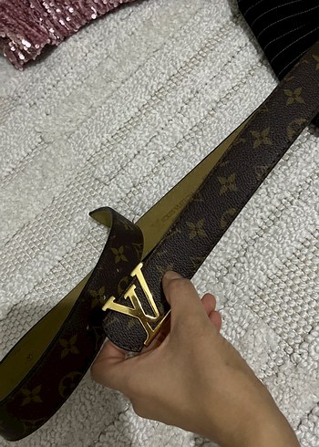 Louis Vuitton Klasik Parizyen Deri Kadın Kemer