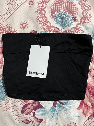 Bershka Bershka straplez crop