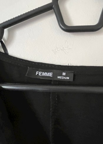 Siyah V Yakalı Kadın Keten Bluz - Görsel 4