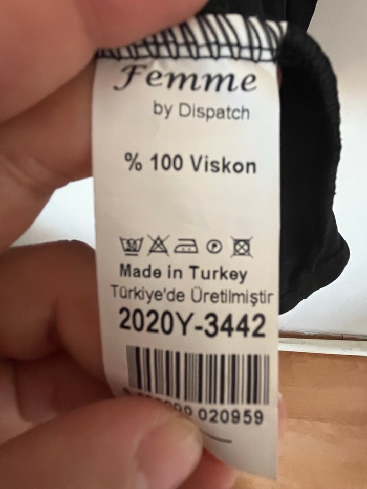 Siyah V Yakalı Kadın Keten Bluz - Görsel 5