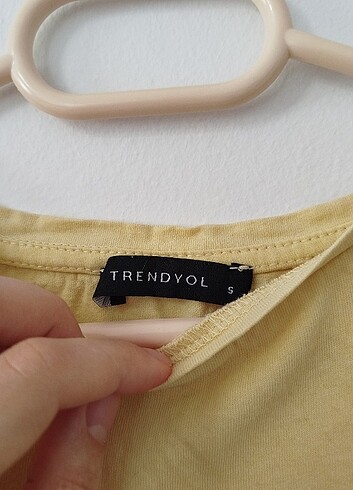 Trendyol & Milla Trendyol Milla Sarı Crop