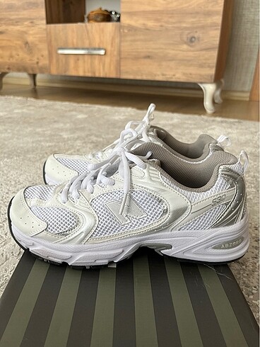 38,5 Beden new balance 530