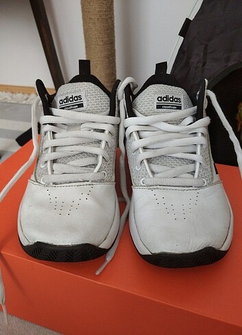 Adidas çocuk ayakkabısı