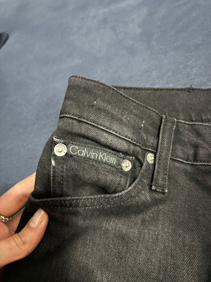 Koyu Gri Yıkamalı Düz Kesim Jean CK JEANS — görsel 2/8
