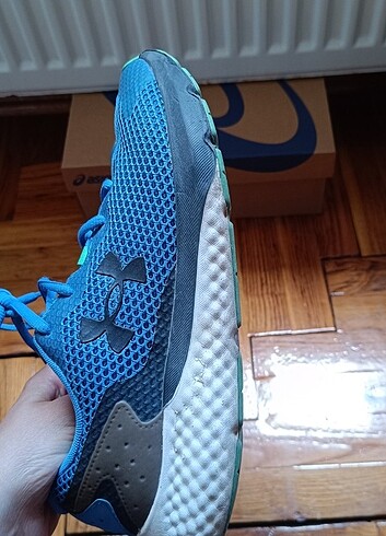 40 Beden Spor ayakkabi