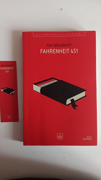 Fahrenheit 451 - Ray Bradbury 