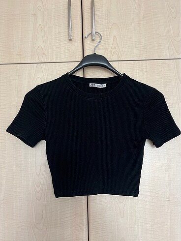 Zara basic crop