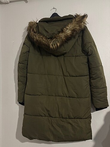 m Beden Pull&Bear Mont defosuz