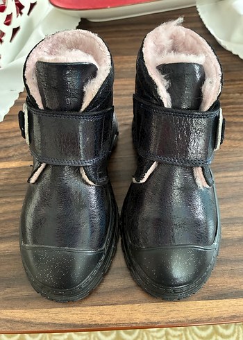 Kız Çocuk Siyah Deri Bot - Görsel 2