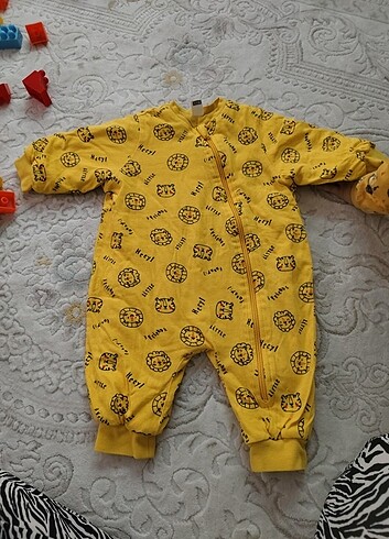 6 Ay Beden sarı Renk 6-9 Ay Uyku Tulumu