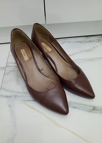 Klasik Kahverengi Deri Stiletto Topuklu Kadın Ayakkabı