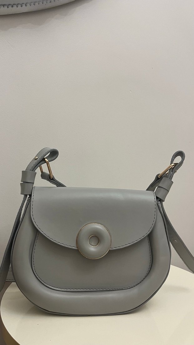 Gri Deri Tokalı Kadın Çanta - Görsel 2