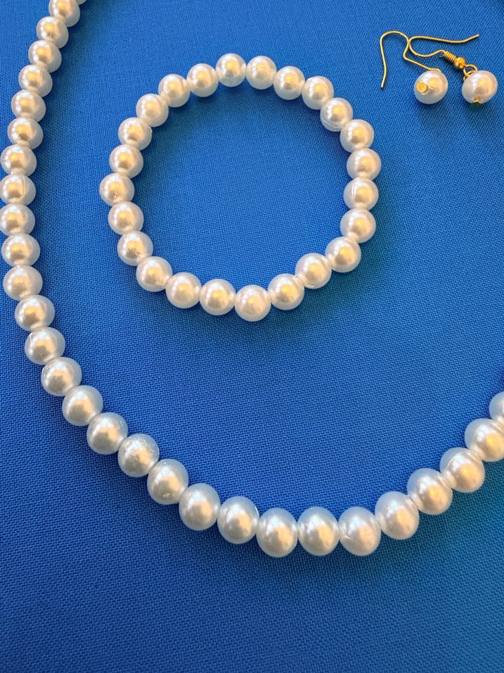 Beyaz Boncuklu Minimalist Kolye Seti - Görsel 2