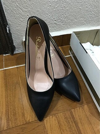 38 numara stiletto