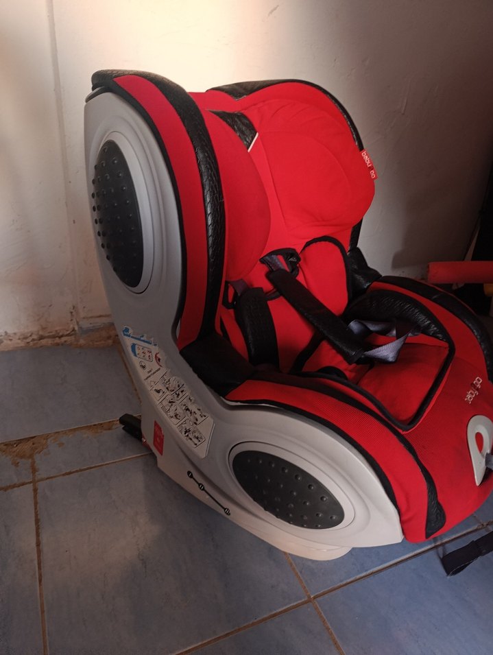 Renkli Baby-Go Çocuk Oto Koltuğu - Görsel 3