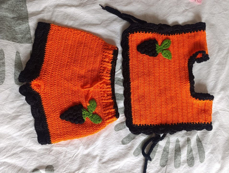 Turuncu Örgü Kız Bebek Kıyafet Seti - Görsel 2