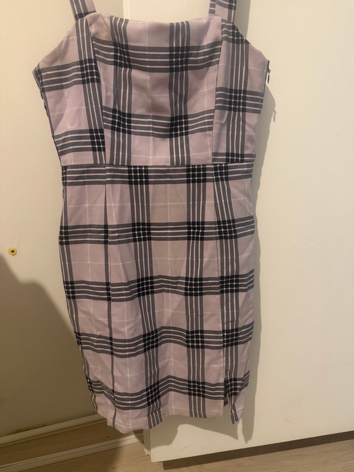 Gri Bej Kareli Midi Askılı Elbise - Görsel 2