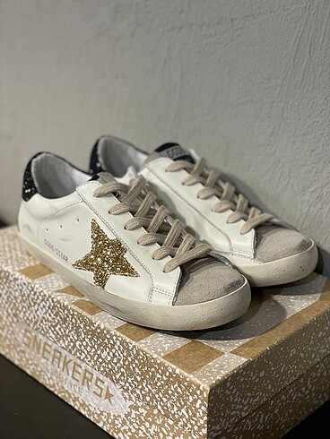 Golden Goose Deluxe Golden Goose