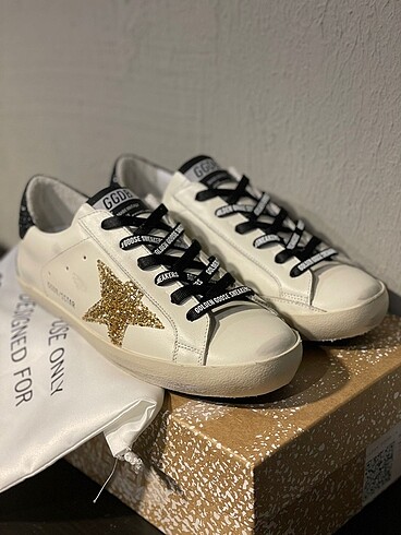 37 Beden Golden Goose