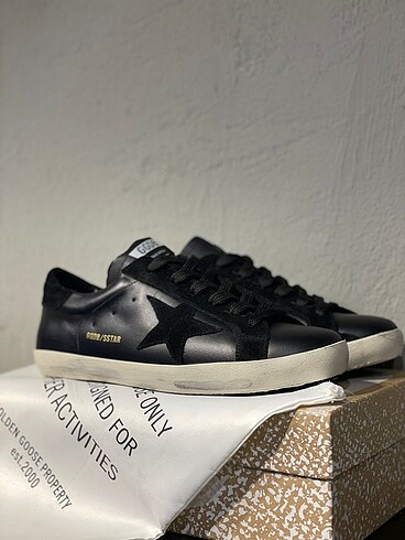 Golden Goose Deluxe Golden Goose
