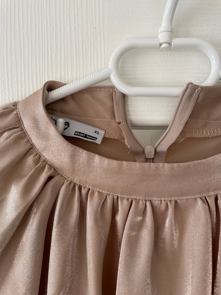 Bej Bluzu, Uzun Kollu, Salaş - Görsel 4