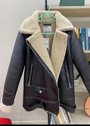 Zara Zara Mont
