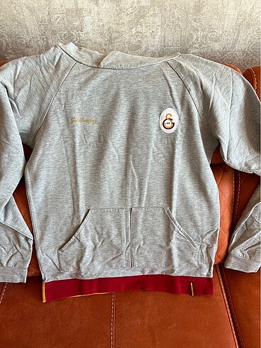 Kapüşonlu sweatshirt