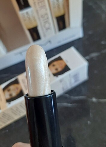 Beden Highlighter kontur stick