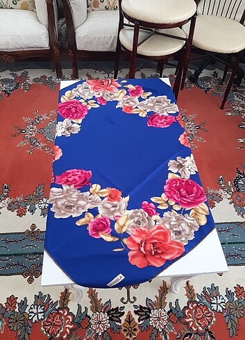Armine Twil Eşarp 
