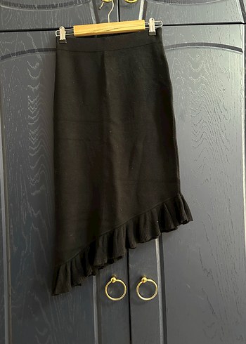 Kadın Siyah Midi Etek Volanlı - Görsel 3