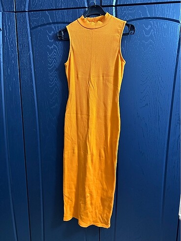 BERSHKA elbise