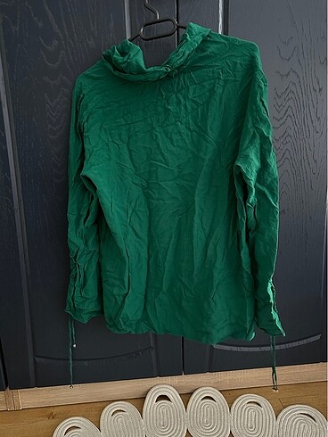 Büzgülü detay bluz - Görsel 5