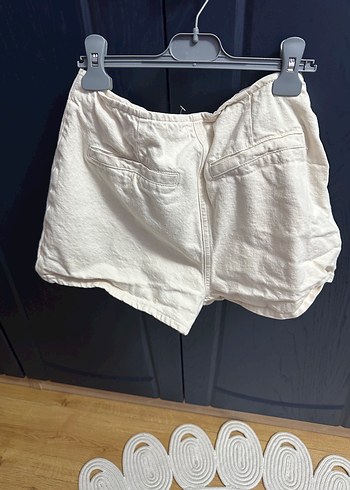 Düğmeli Beyaz Keten Hamile Mini Şort - Görsel 4