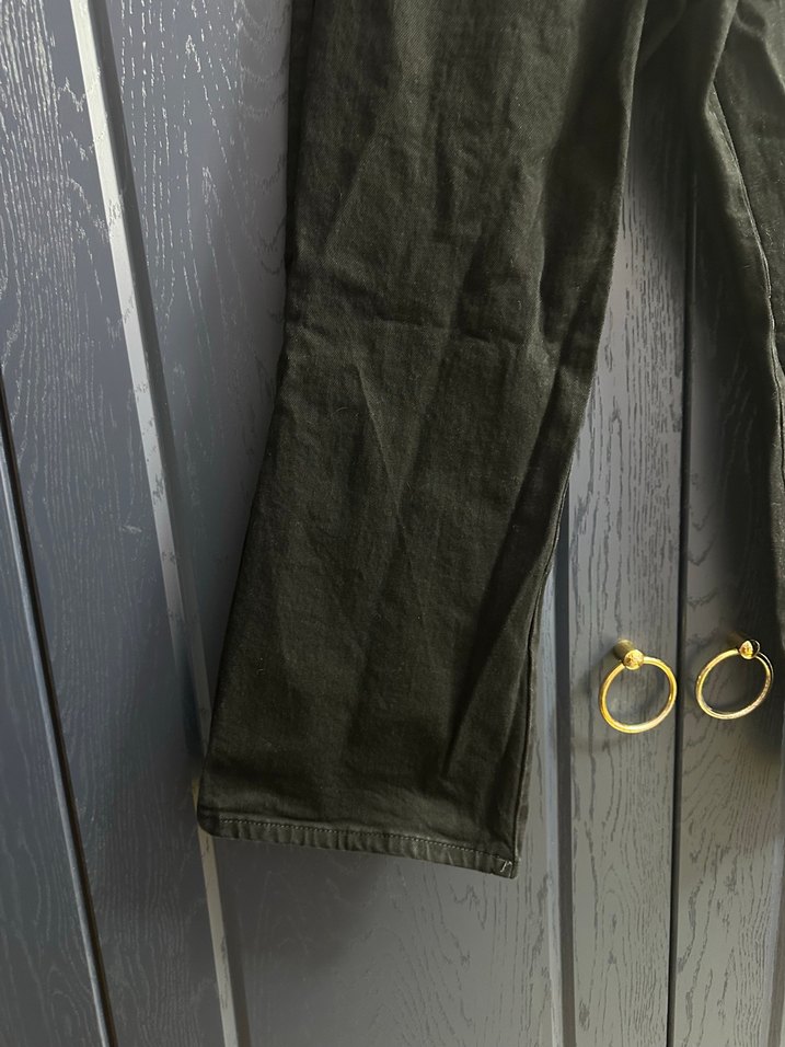 Kadın Siyah Bol Kesim Midi Kot Pantolon - Görsel 3