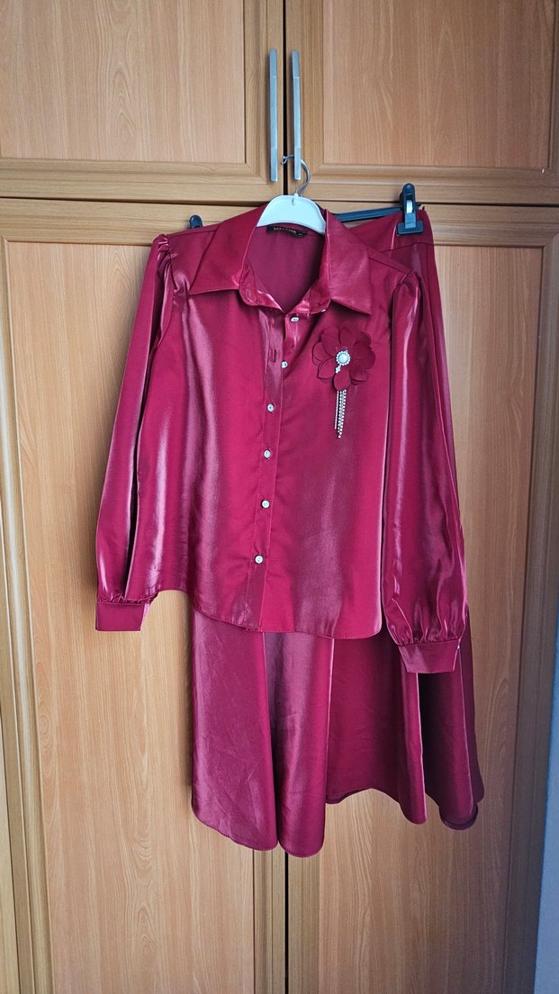 Bordo Uzun Kollu Saten Kadın Gömlek,etek takım - Görsel 3