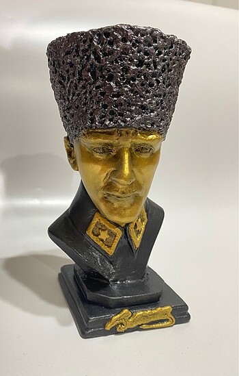 Mustafa Kemal Atatürk Büst