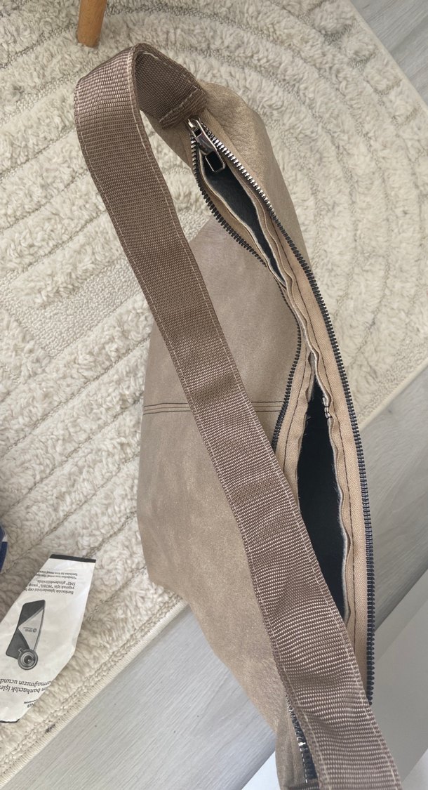 Bej Süet Fermuarlı Kadın Çanta - Görsel 3