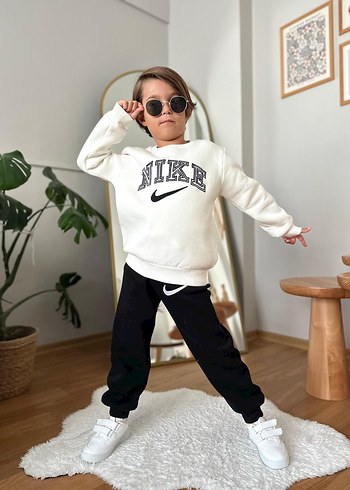 Nike Nike Erkek Çocuk Beyaz Baskılı Sweatshirt