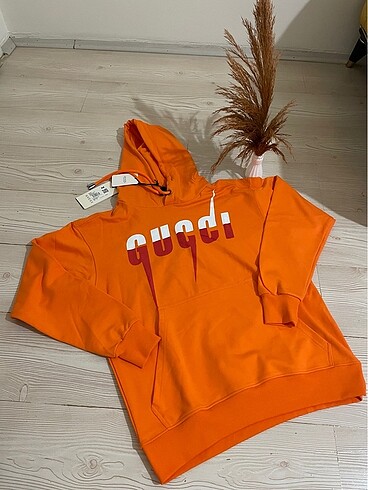 Gucci Switshirt