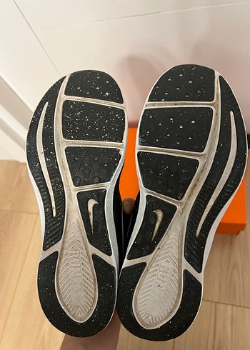 Nike Runner Kadın Siyah Spor Ayakkabı - Görsel 6