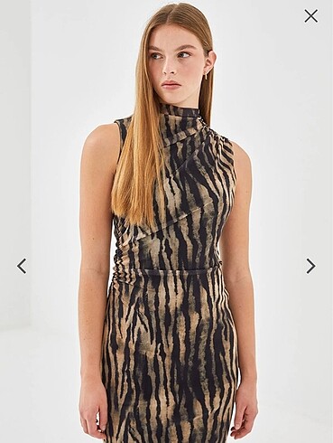 Elbise yeni etiketli leopar - Görsel 3