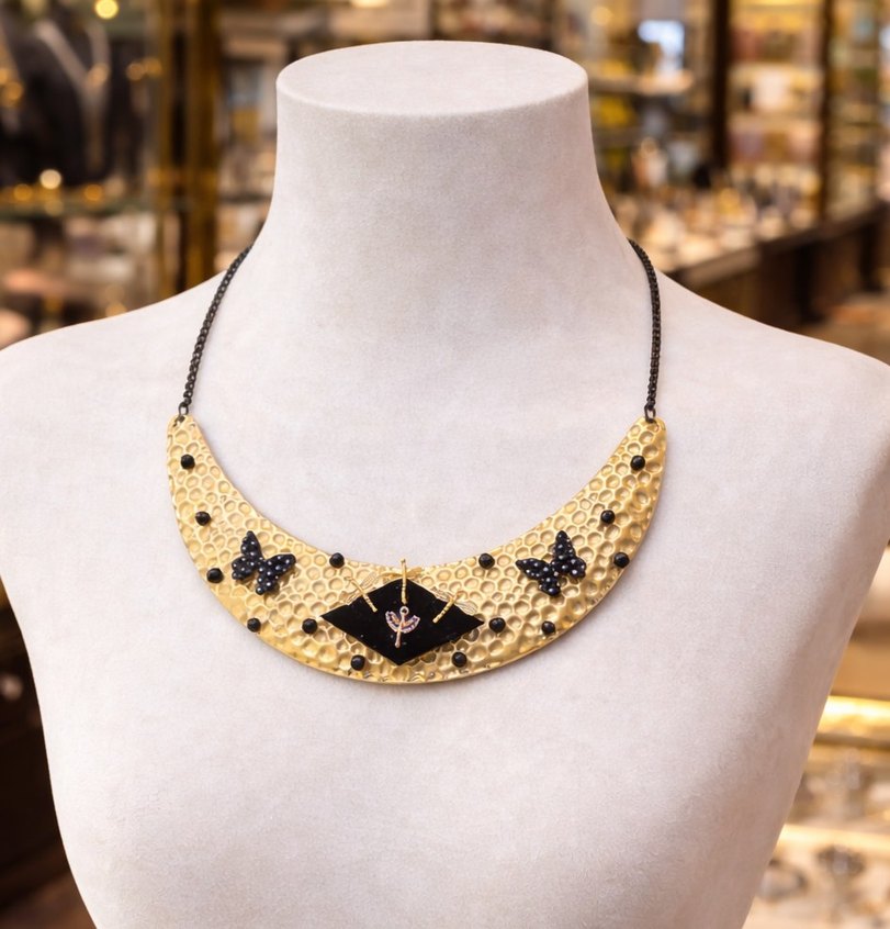 Zincir Detaylı Altın Renk Gotik Midi  kolye - Görsel 4