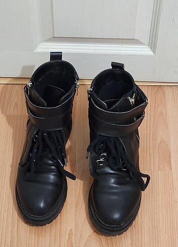 Siyah postal siyah bot - Görsel 8